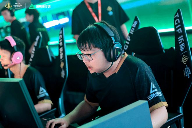 比较远的滑 比较远的滑