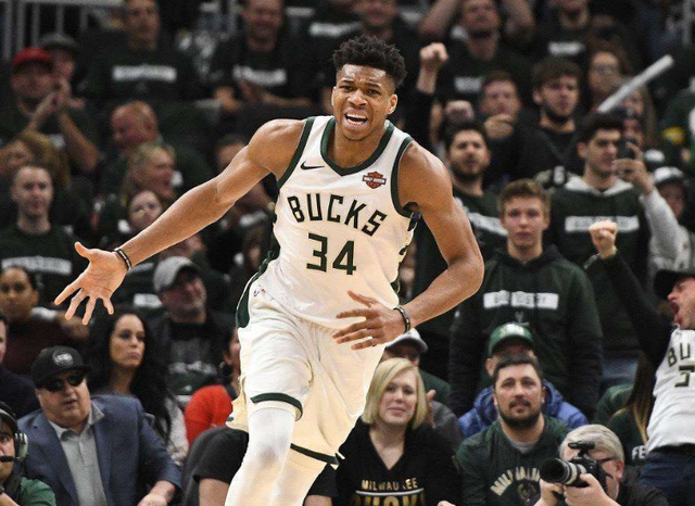 队友传球 队友传球