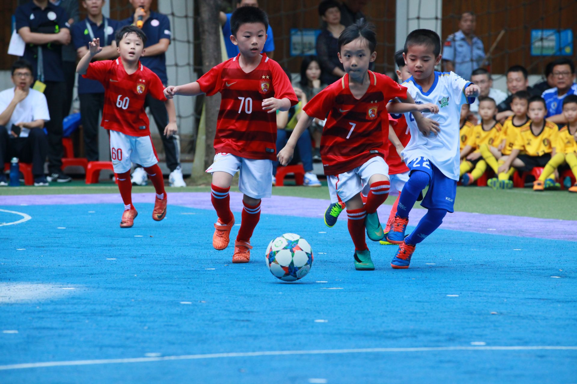 东部的权力 东部的权力